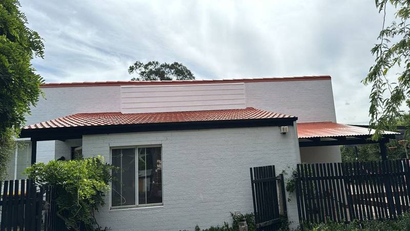 Rebedding, repointing & ridge capping